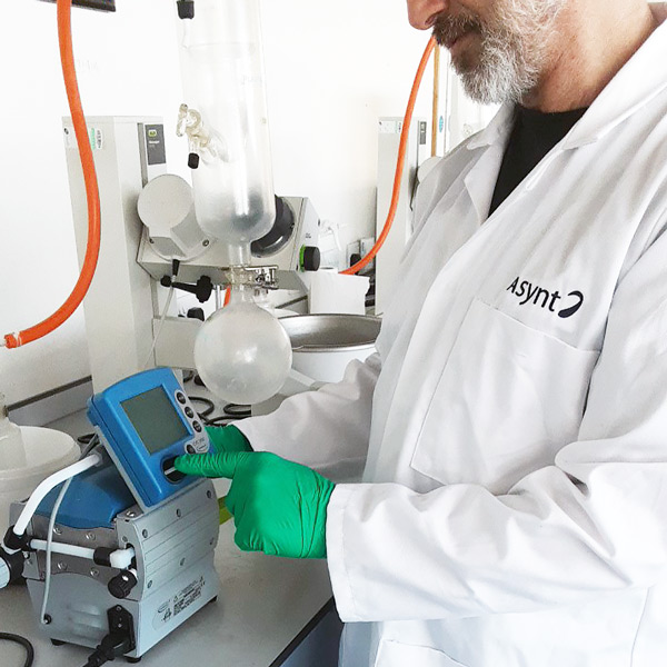 asynt-vakuumpumpen-wartung-service-diagnose-labor image 1