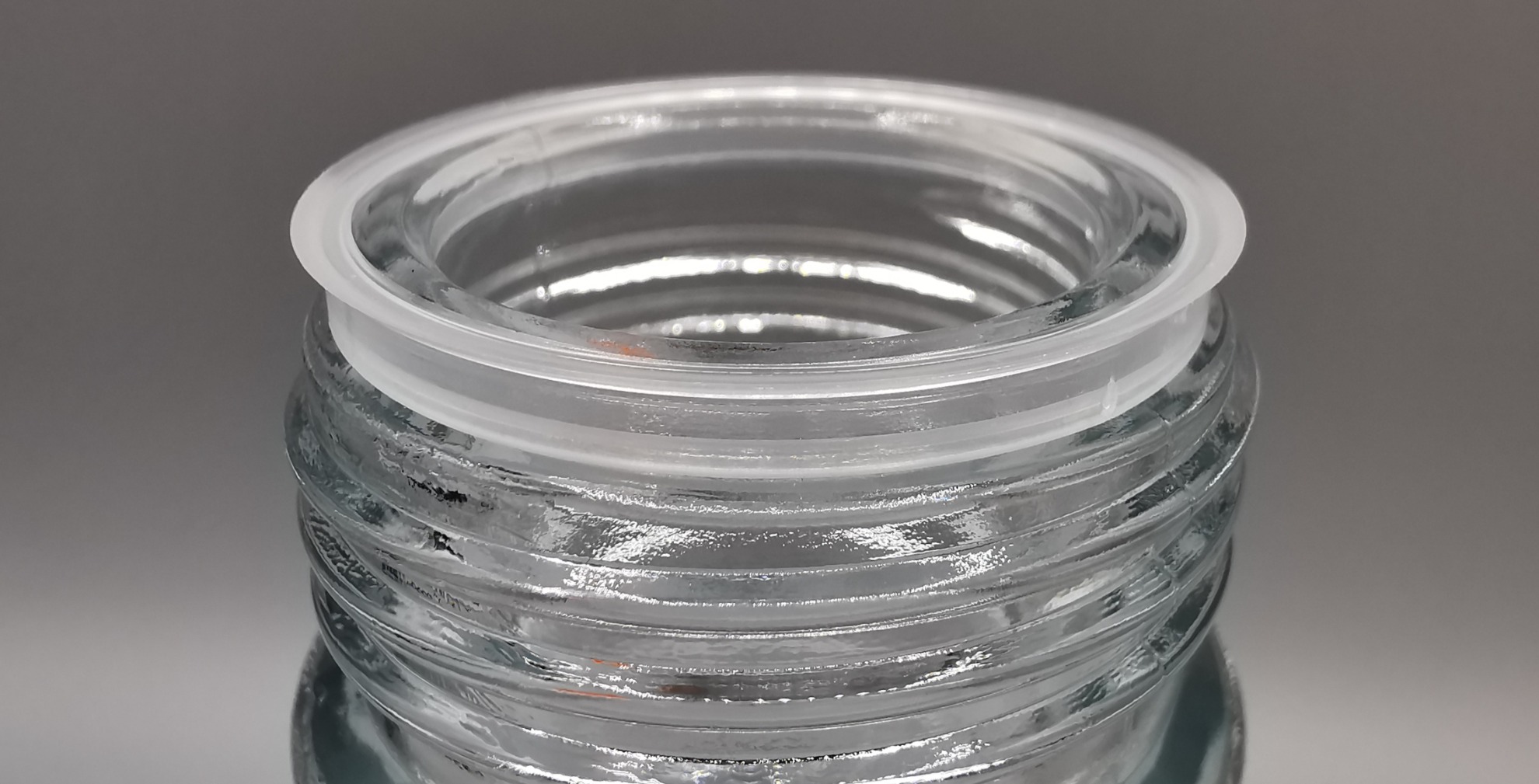 Starkes Glas