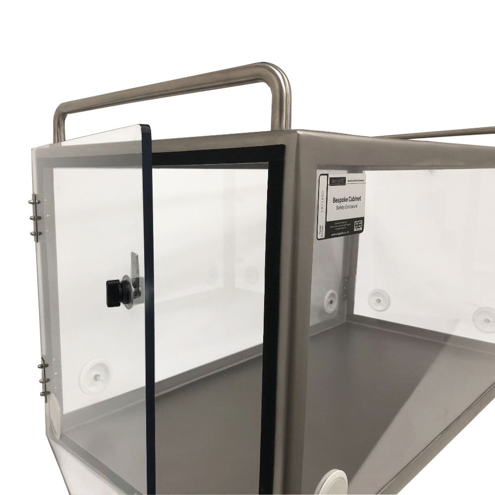 asynt-bespoke-laborgeh-use-sicherheitsgeh-use-ma-gefertigt image 1